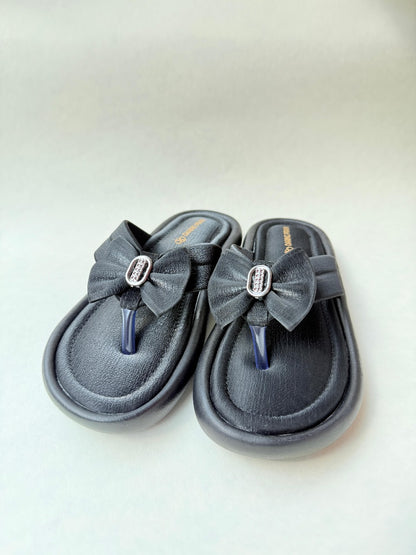 Daring Prani CuteBow Flipflops for Women