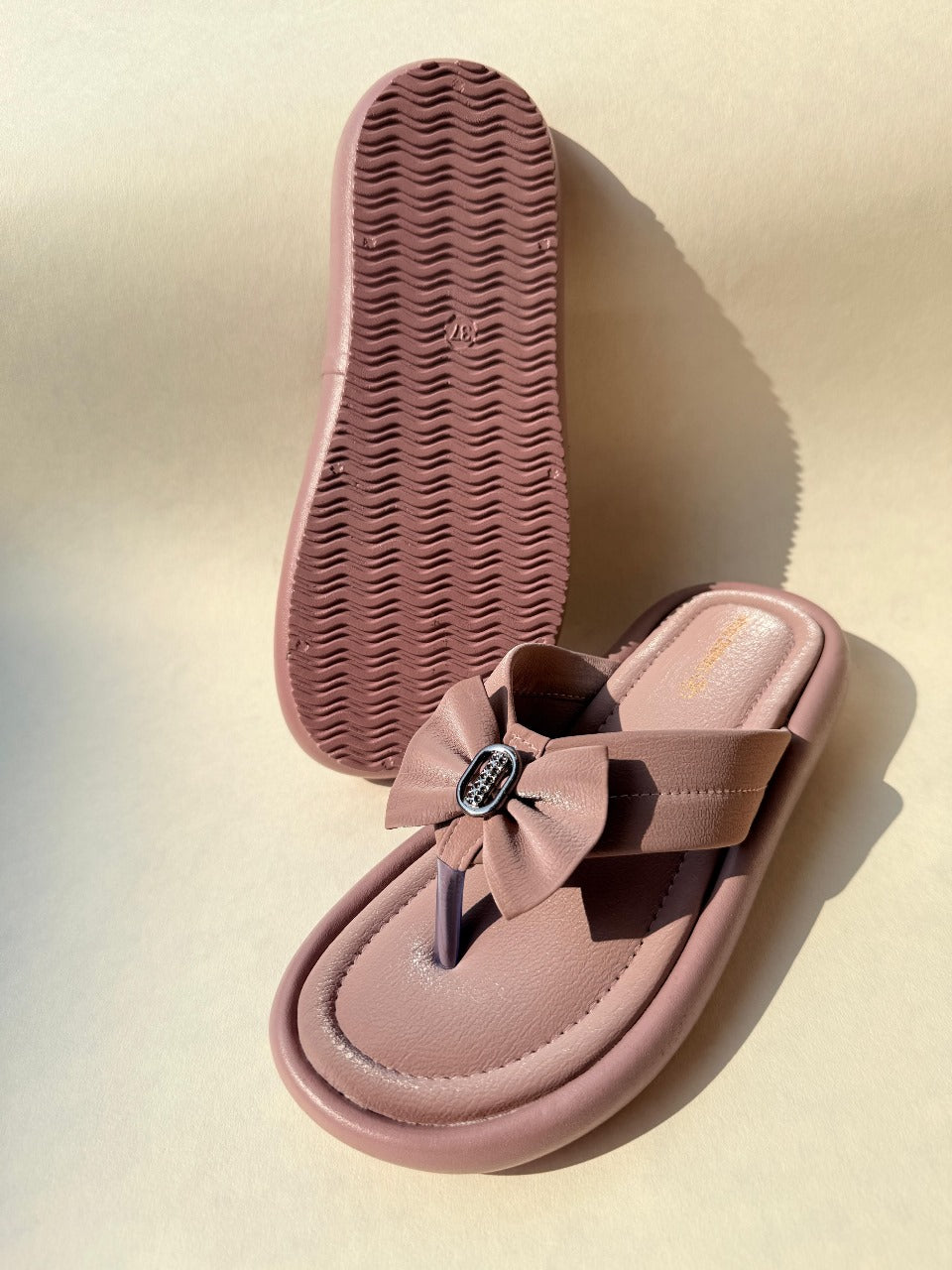 Daring Prani CuteBow Flipflops for Women